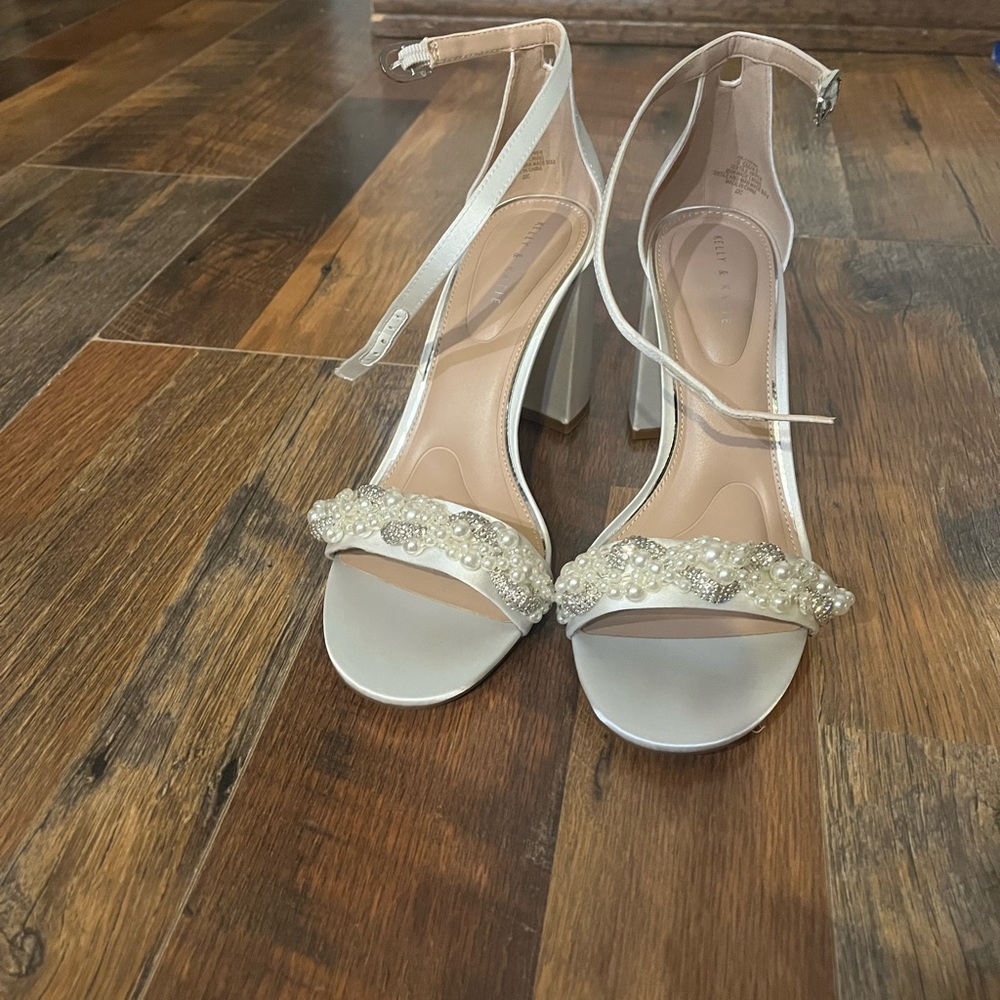 Elegant White Beaded Women's Heels
